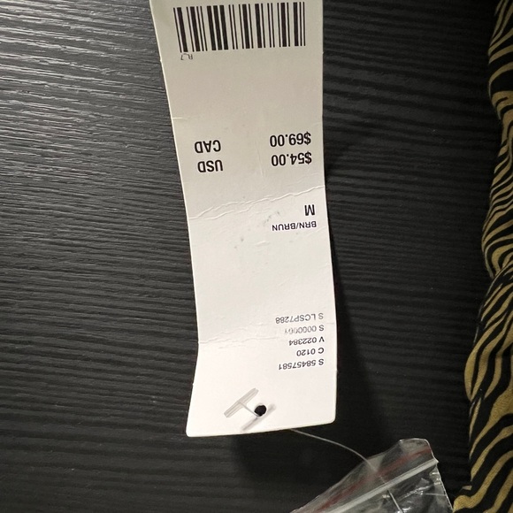 Urban Outfitters Skater skirt​ - Picture 2 of 2